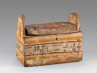 Aeg H 2  Aeg H 2, 22. Dynastie, Uschebtikasten, Holz, bemalt, H 23,2 cm, B 30,0 cm, T 15,0 cm : Bestandskatalog Ägypten, Museumsfoto: Claus Cordes